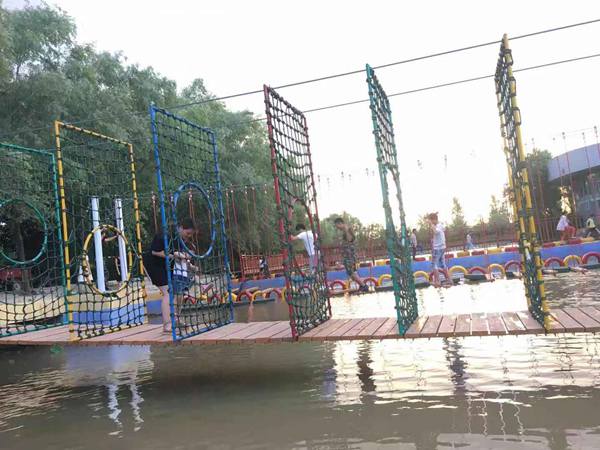 水上趣橋 水上趣橋